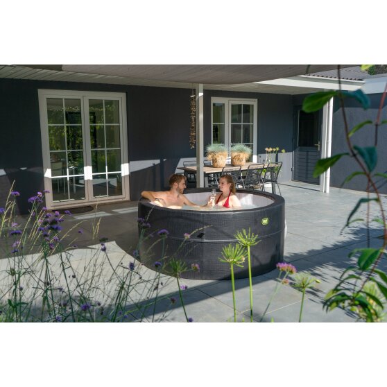 EXIT Leather Premium spa (4 persons) - black