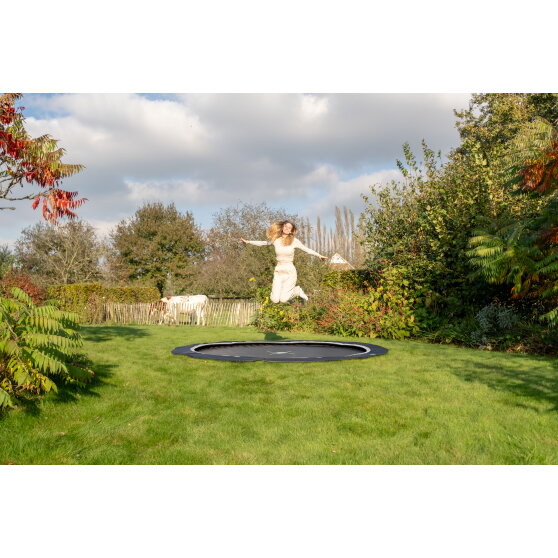 EXIT InTerra ground level sports trampoline ø305cm - black